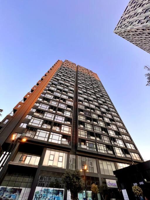 Upscale With Top-notch Amenities Apartment *